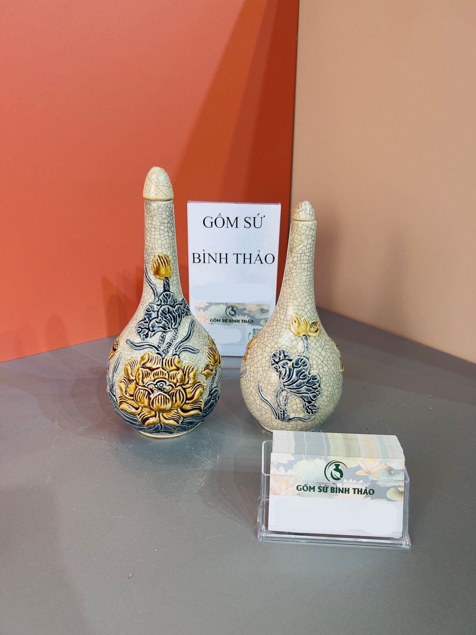  Nậm rượu 1 bầu Sen Men rạn Đắp nổi PA 