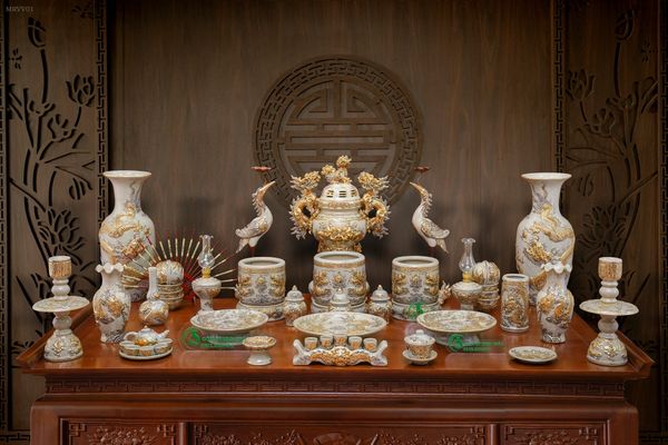  Bồ thờ Gia tiên Đầy đủ Gốm sứ Bát Tràng Vẽ Vàng 24K Cao cấp Men rạn Đắp nổi - Hàng Nghệ nhân MRVV01 