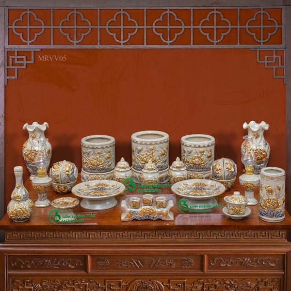  Bồ đồ thờ 3 Bát hương Gốm sứ Bát Tràng Vẽ Vàng 24K Cao cấp Men rạn Đắp nổi - Hàng Nghệ nhân MRVV05 