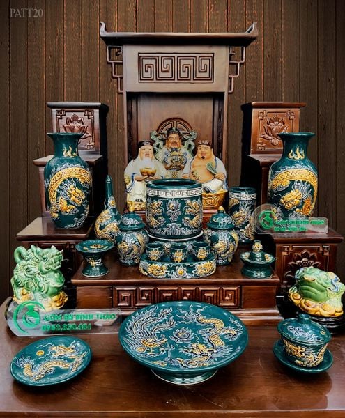  Trọn bộ bàn thờ ông địa Gốm sứ Bát Tràng Hợp mệnh Mộc & Hỏa - Gốm nghệ nhân Bát Tràng PATT20 