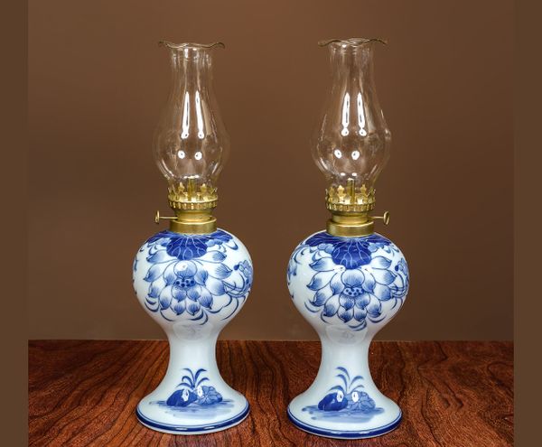  Đèn dầu Sen Men lam Vẽ tay LA 