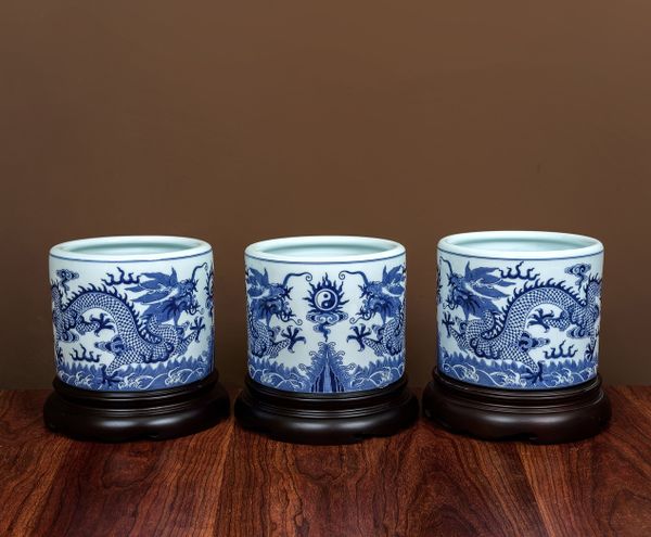  Bát hương Rồng/ Lưỡng Long Chầu Nguyệt Men Lam Vẽ tay LA 