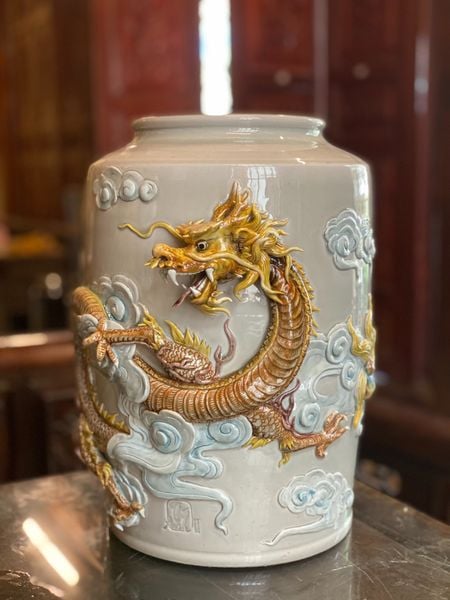  Thạp Rồng Vàng - Nghệ nhân Bát Tràng vuốt tay 