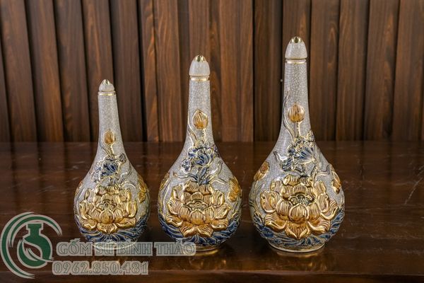  Nậm rượu Sen Men rạn Đắp nổi Vẽ vàng 24K 