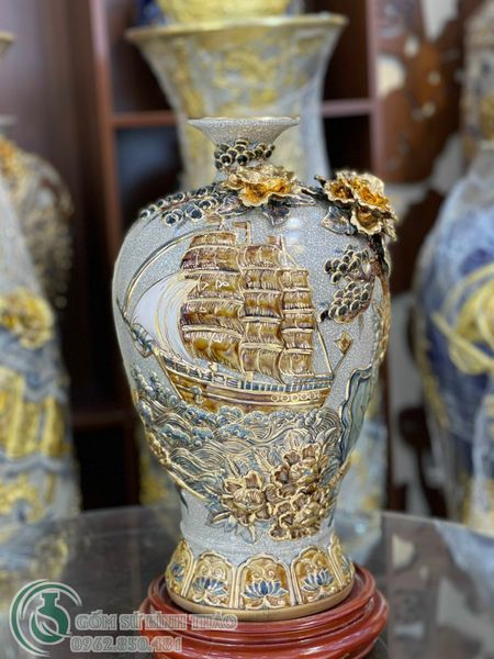  Mai Bình Thuận buồm Xuôi Gió Đắp nổi Vẽ vàng 24K - Hàng Nghệ nhân Bát Tràng 