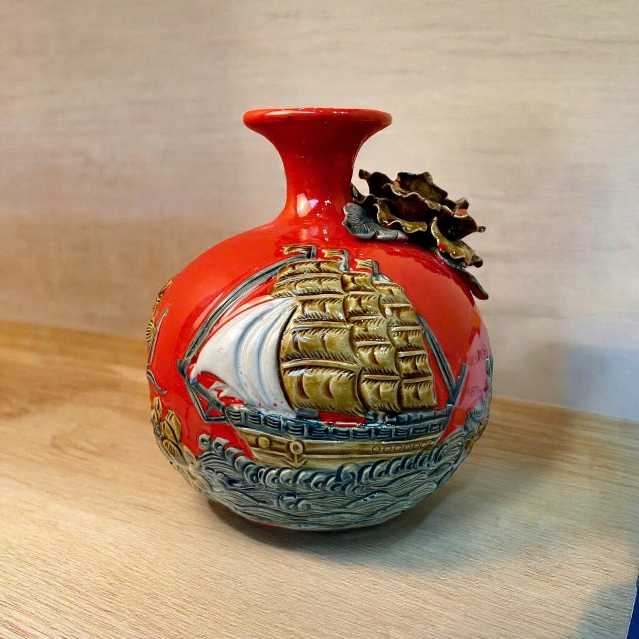  Bình hút lộc Thuận buồm xuôi gió Men Màu đắp nổi - Hàng nghệ nhân Bát Tràng HLHNTB 