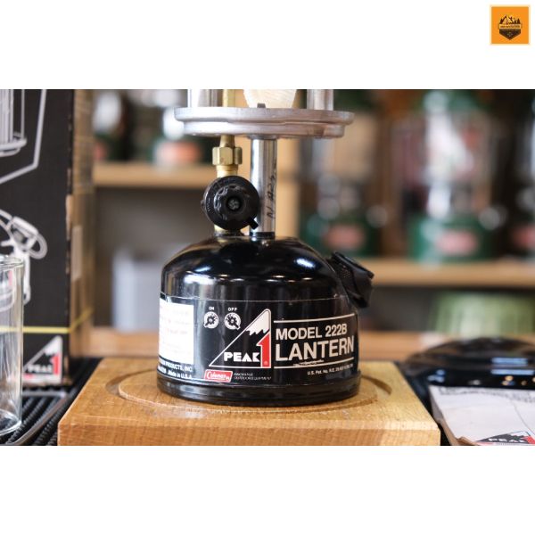 Đèn măng xông Coleman Vintage 222B Date 1992