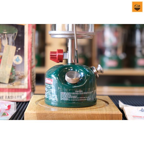 Đèn măng xông Coleman Canadian Easi-Lite 222A Date 1984 ( Used )