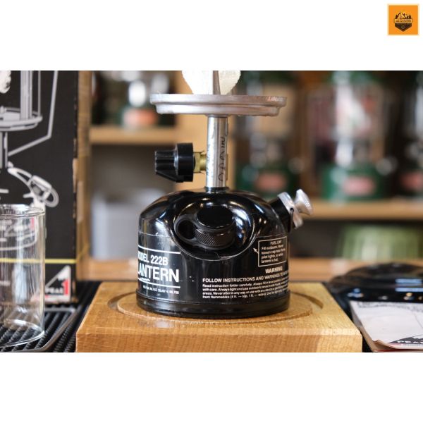 Đèn măng xông Coleman Vintage 222B Date 1992