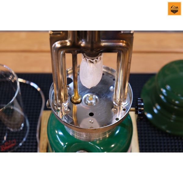 Đèn Măng Xông Coleman Canadian Vintage 335 Date 1/1976 ( Used )