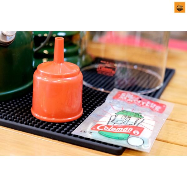 Đèn Măng Xông Coleman Vintage 220K Dual Fuel Lantern Date 1981