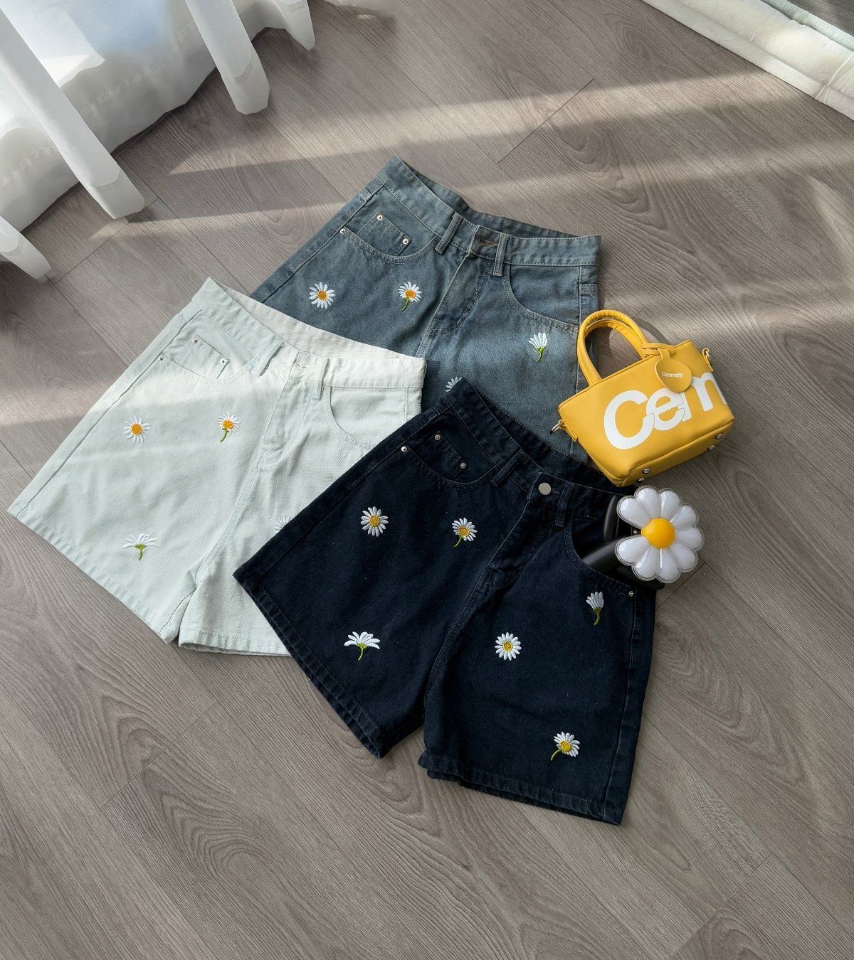  QUẦN JEANS CEMMERY - DAISY SHORT 