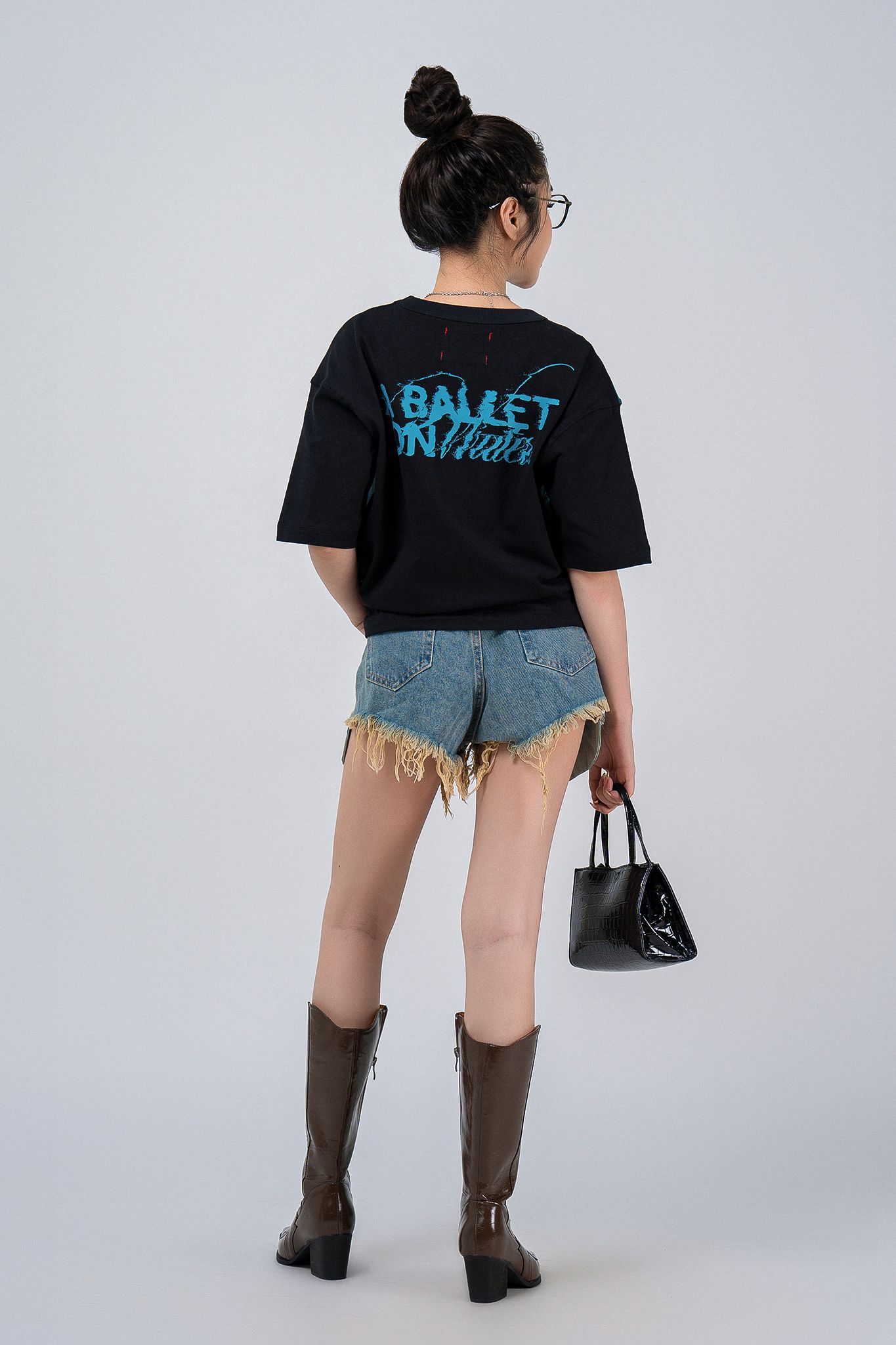  GUIDER® THE SWAN FORM BOXY TEE 