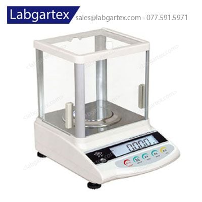  Cân định lượng vải mẫu HS300S có kính chắn gió 