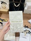  Túi giấy Dior CN 14.5x8x22.5 - Họa Tiết Vàng Limited 2023 (+Ruy Băng) 