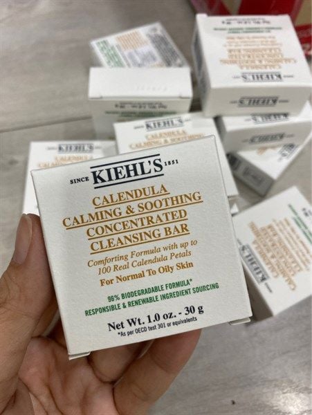  Xà bông Kiehl's Calendula Calming & Soothing Concentrated Facial Cleansing Bar 18$ 