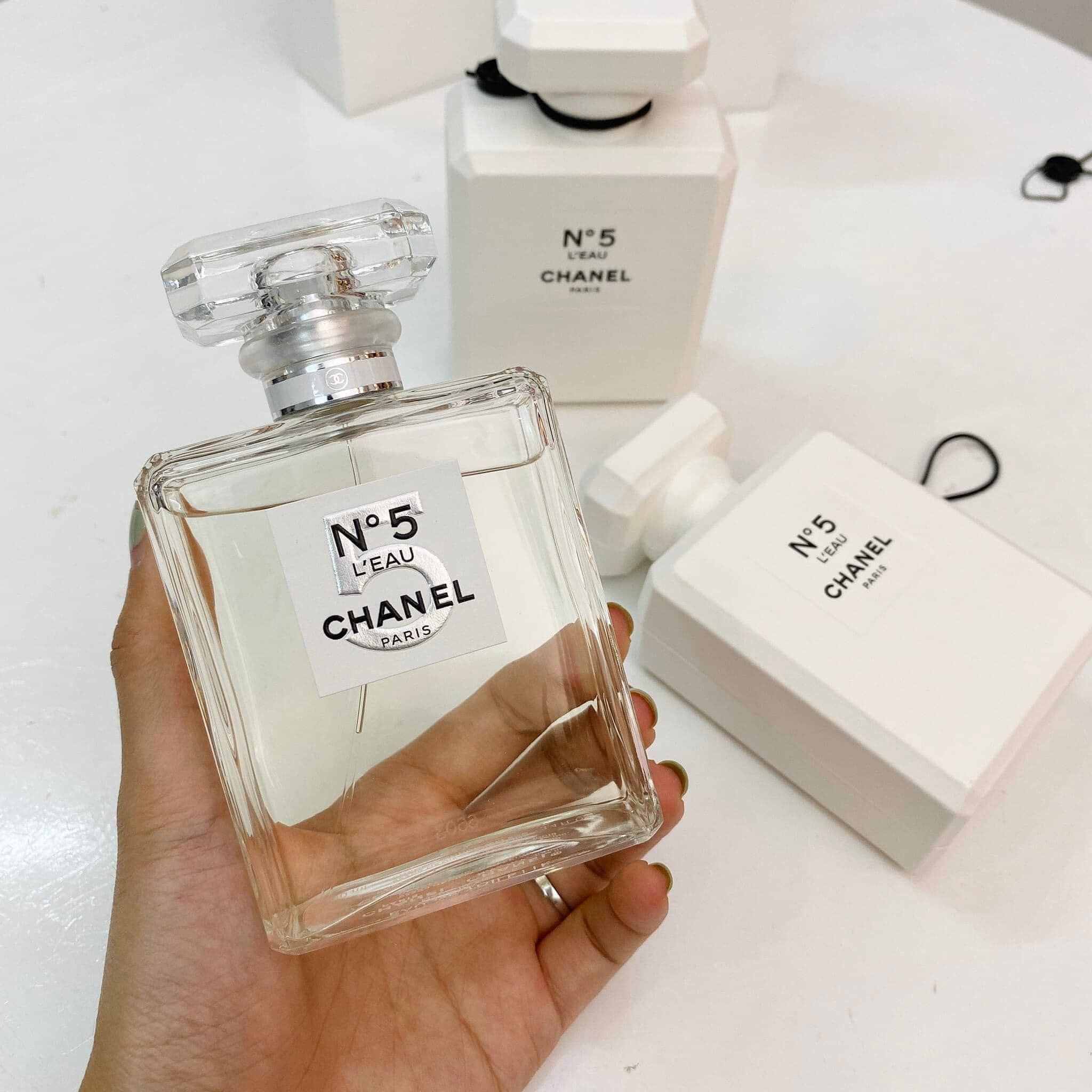 Nước hoa chanel no5 leau 100ml Mỹ Phẩm Nước Hoa Chính Hãng Mifashop #47 Nước hoa chanel no5 leau 100ml Mỹ Phẩm Nước Hoa Chính Hãng Mifashop