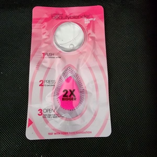  Sample Mút Trang Điểm Beauty Blender Và Nước Giặt 