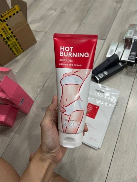  Kem tan mỡ Missha Hot Burning Body Gel 