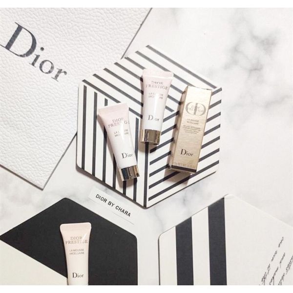  Sữa rửa mặt cao cấp Dior Prestige La Mousse Foam 10gr 