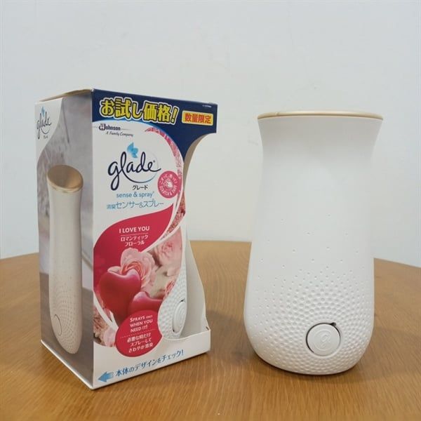  Máy xịt thơm phòng tự động Glade Nhật Bản - I Love You - Hoa Hồng 