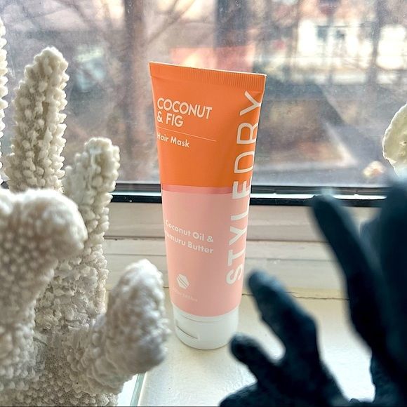 Mặt Nạ Tóc Styledry Coconut & Fig Hair Mask 16.95 Mỹ Phẩm