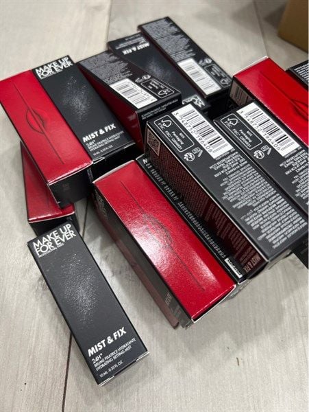  Xịt khoá nền Make Up For Ever Mist & Fix 10ml 