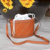  Túi Xách Estee Lauder Da Nâu Phối Dây Rút 