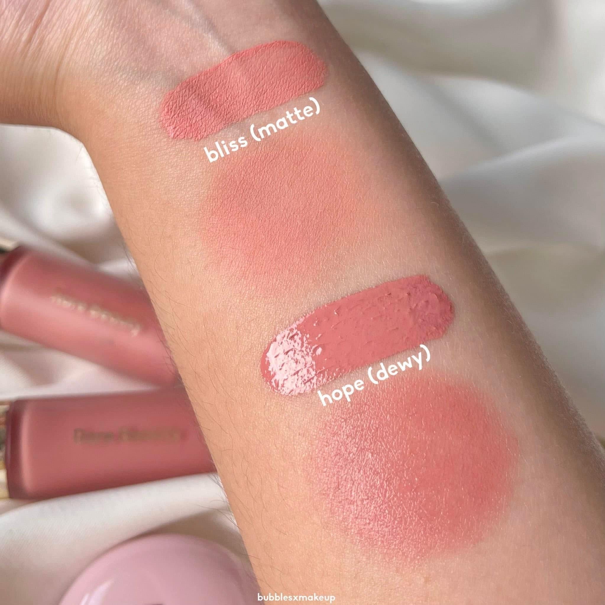 m-h-ng-kem-rare-beauty-soft-pinch-dewy-liquid-brush-m-u-bliss-m