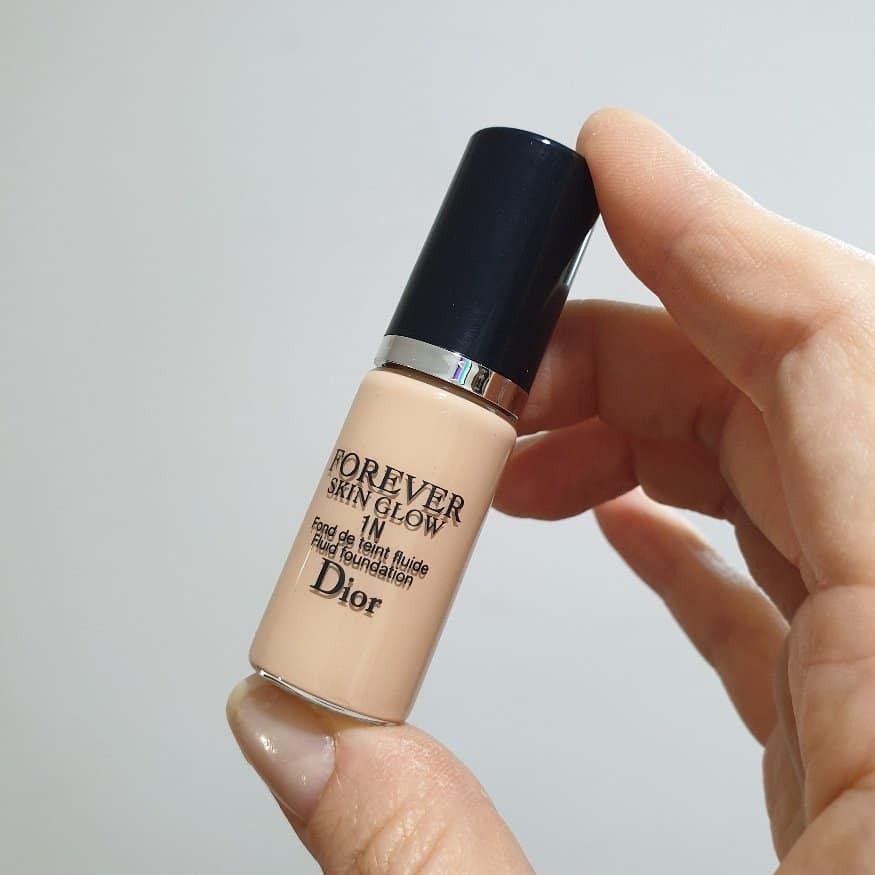 Dior Fondotinta Diorskin Forever Skin Glow