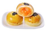  Bánh Trung Thu Trứng Chảy Liu Xin Su 330g 