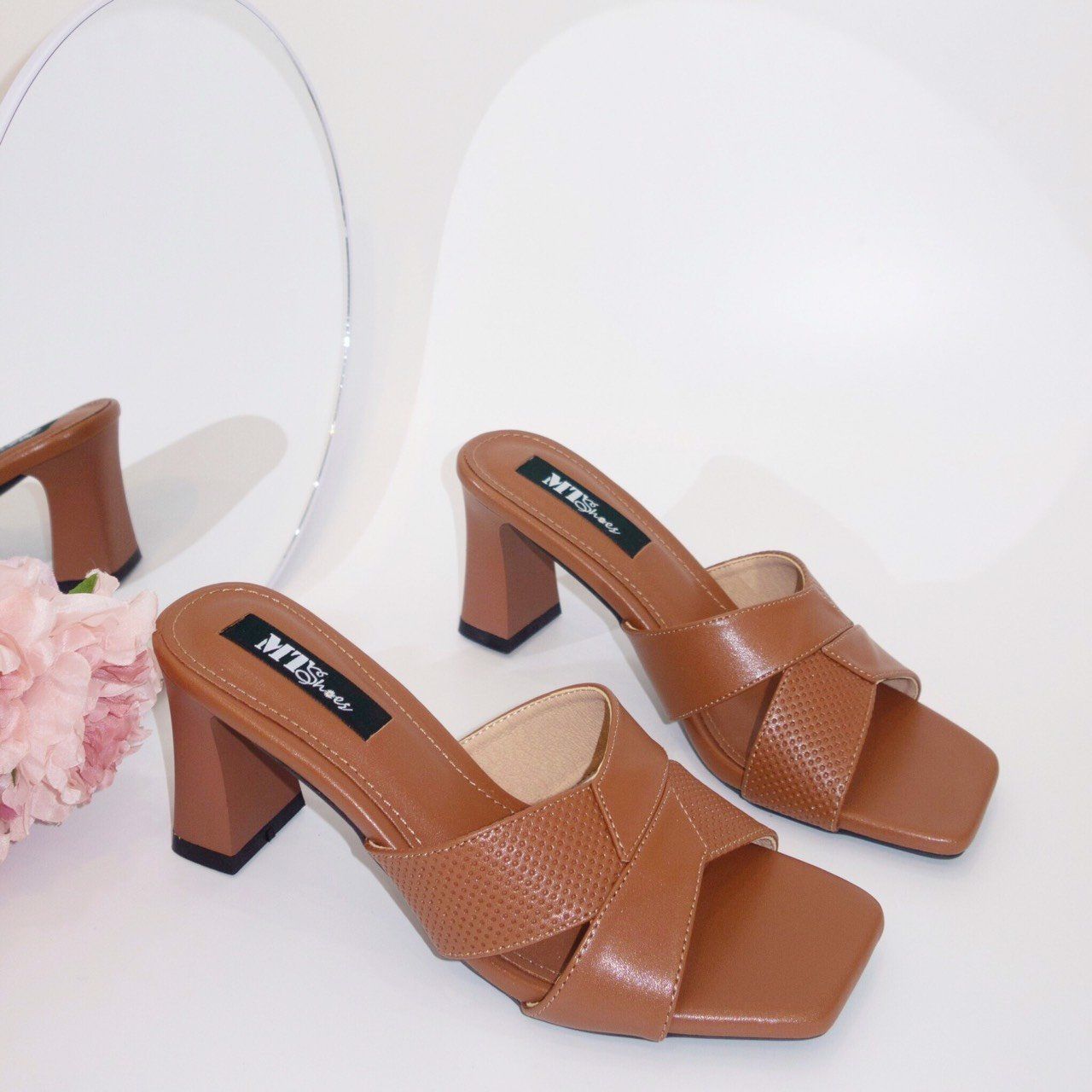  Guốc quai đắp chéo 6cm MT092 