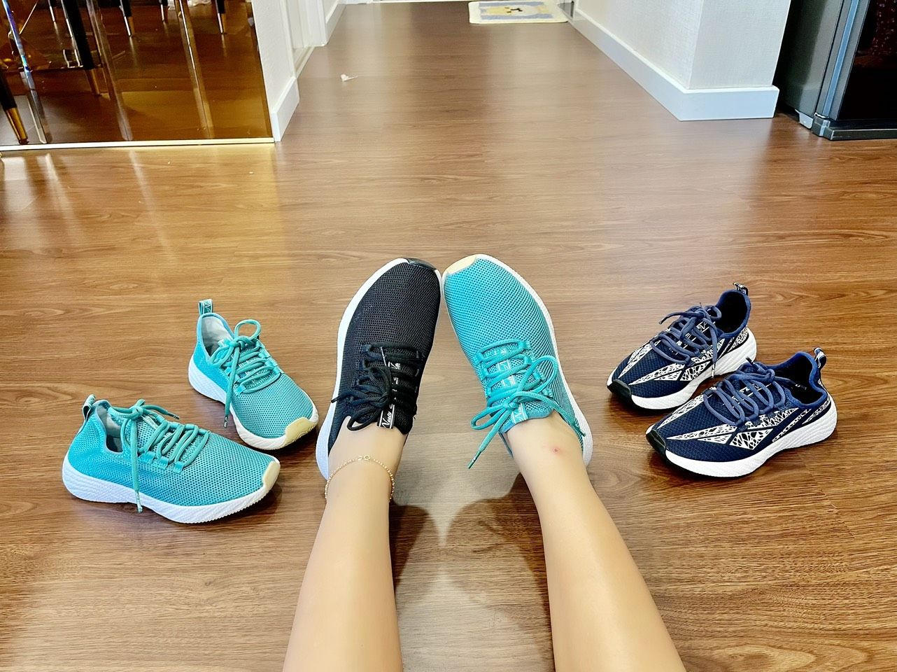  Giày thể thao xuất dư MT100 