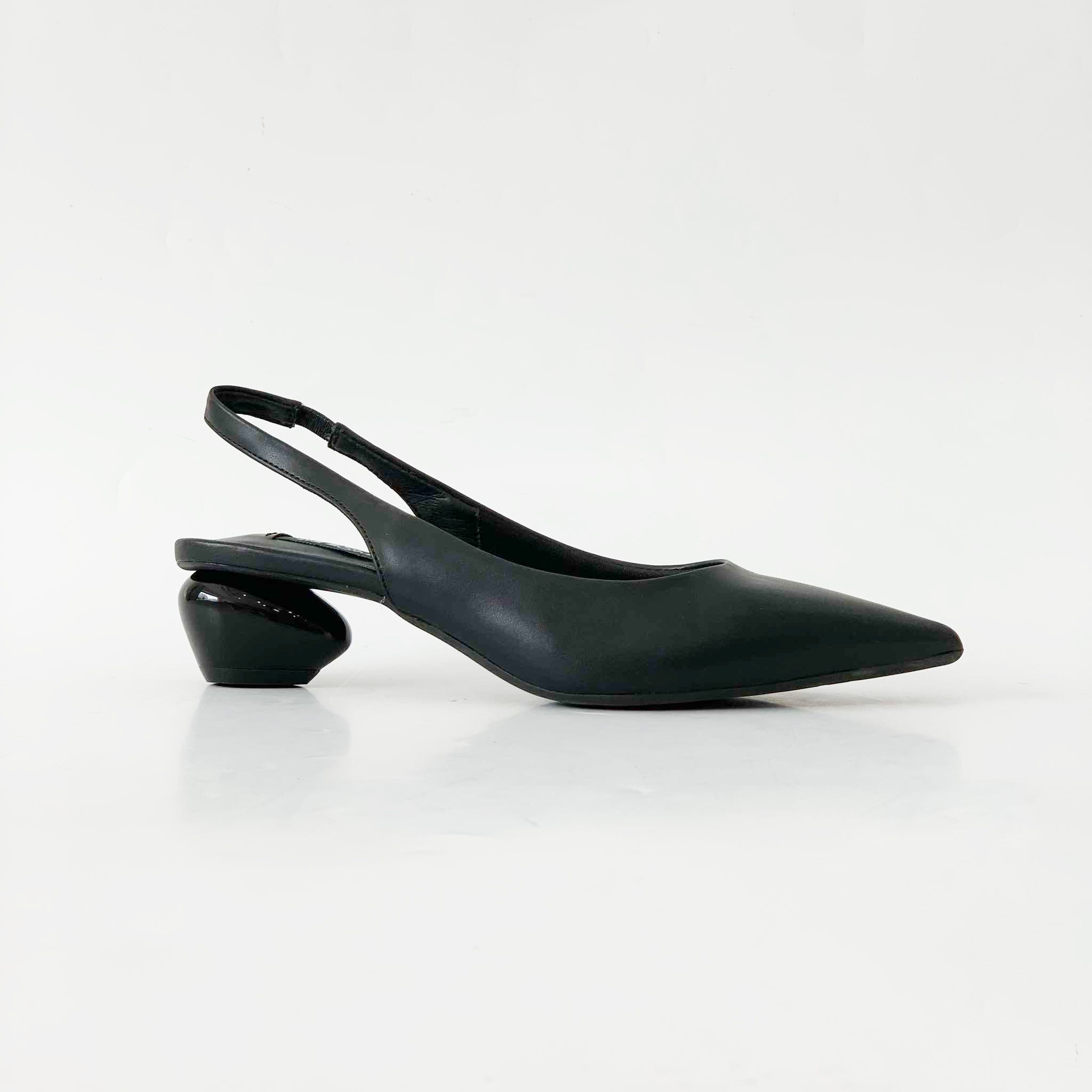  Xăng đan 4cm bít mũi 148 