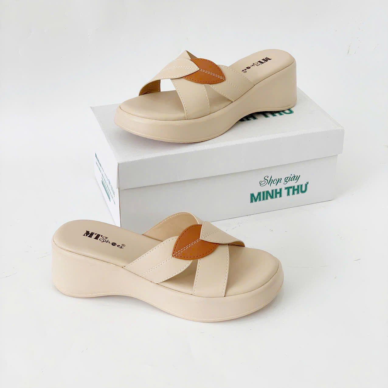  Dép bánh mì nữ quai chéo phối chiếc lá xinh xinh MT152 