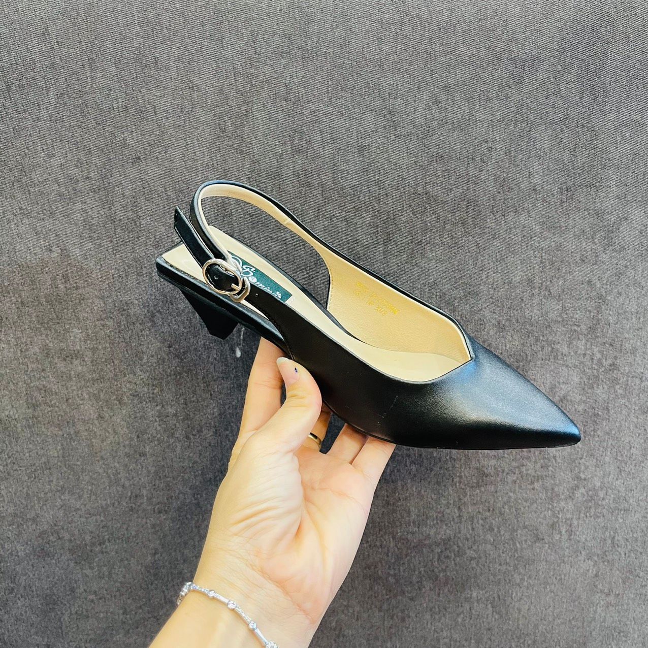  Xăng đan 3cm mũi xẻ tim, gót tam giác MT3078 