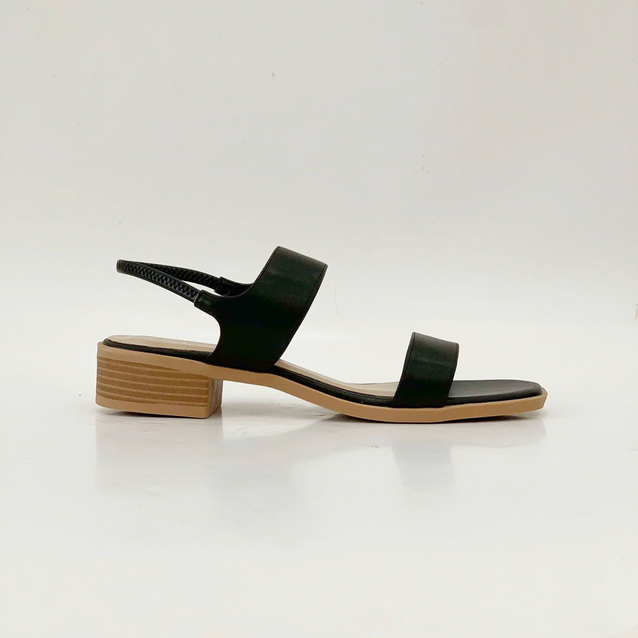  Sandal mũi vuông quai ngang 3cm 3288 