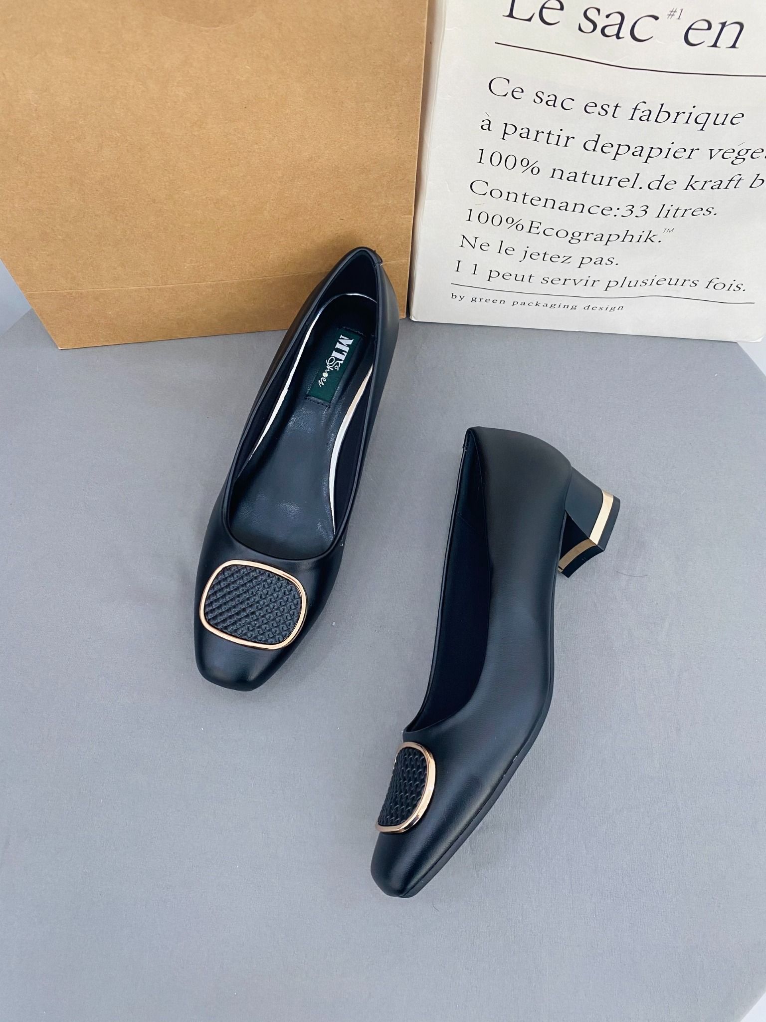  Giày VIP mũi vuông khóa vuông 3cm MT335 