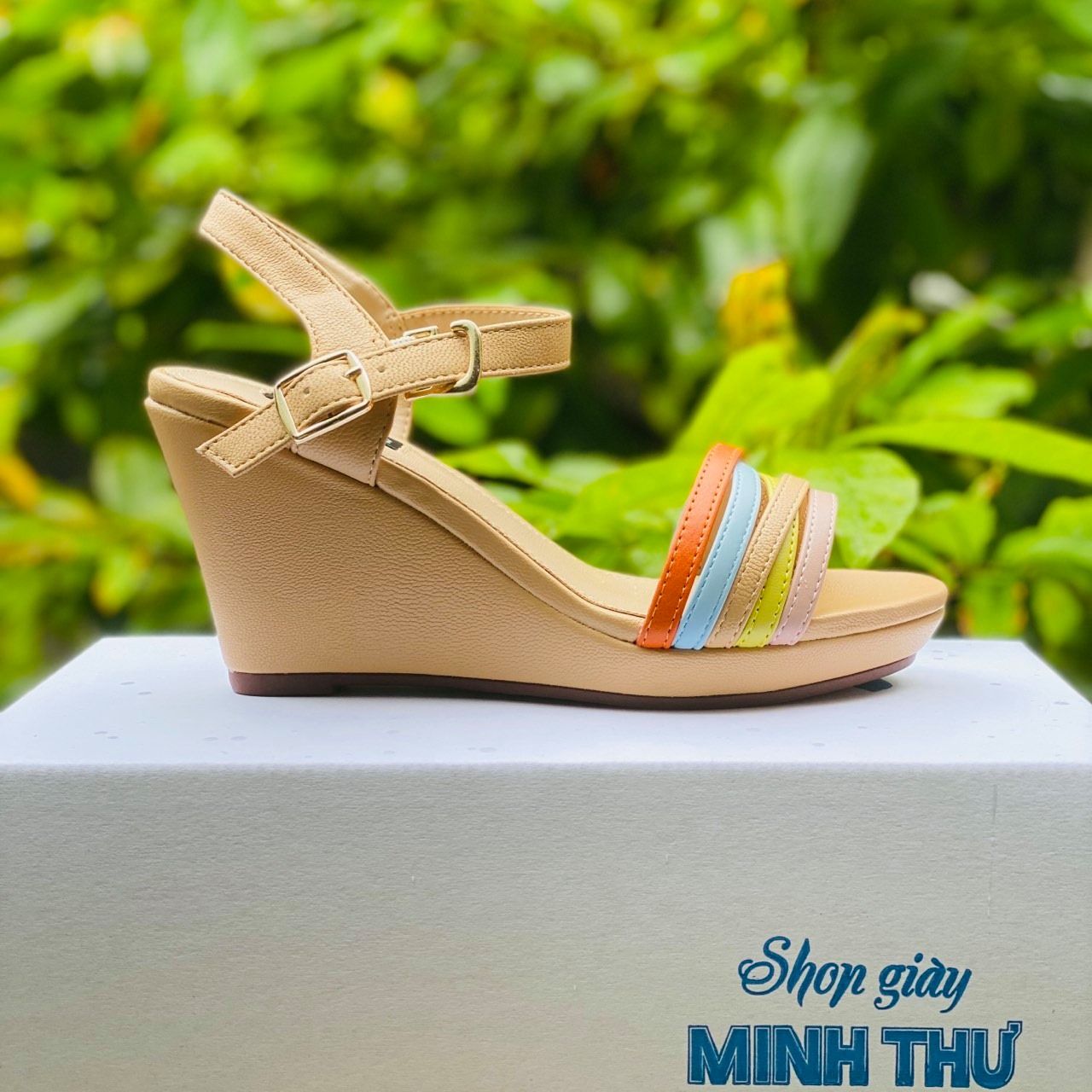  Xuồng cao cấp quai nhiều màu MT384 