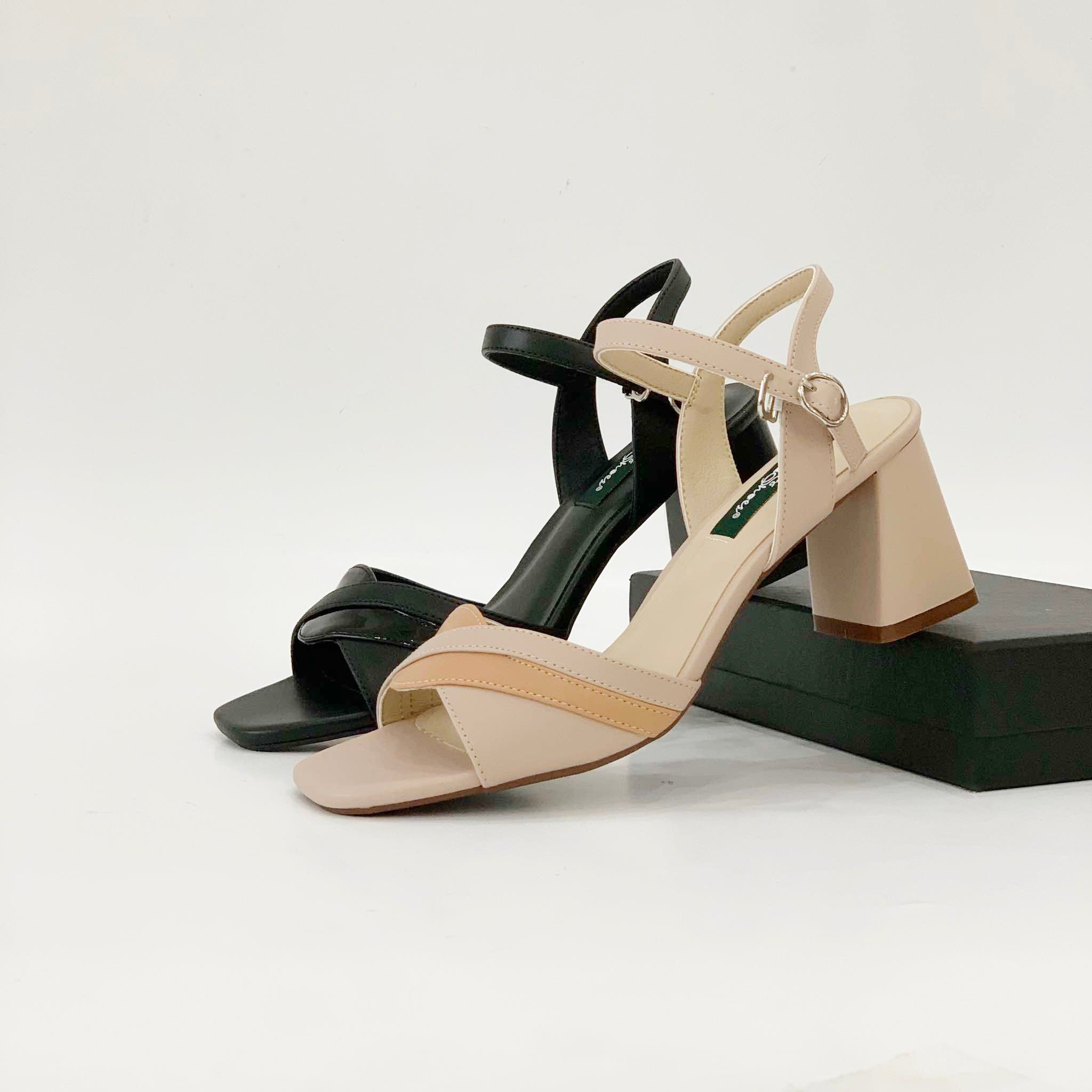  Giày sandal nữ quai đắp da , đế trụ 6cm 3268 