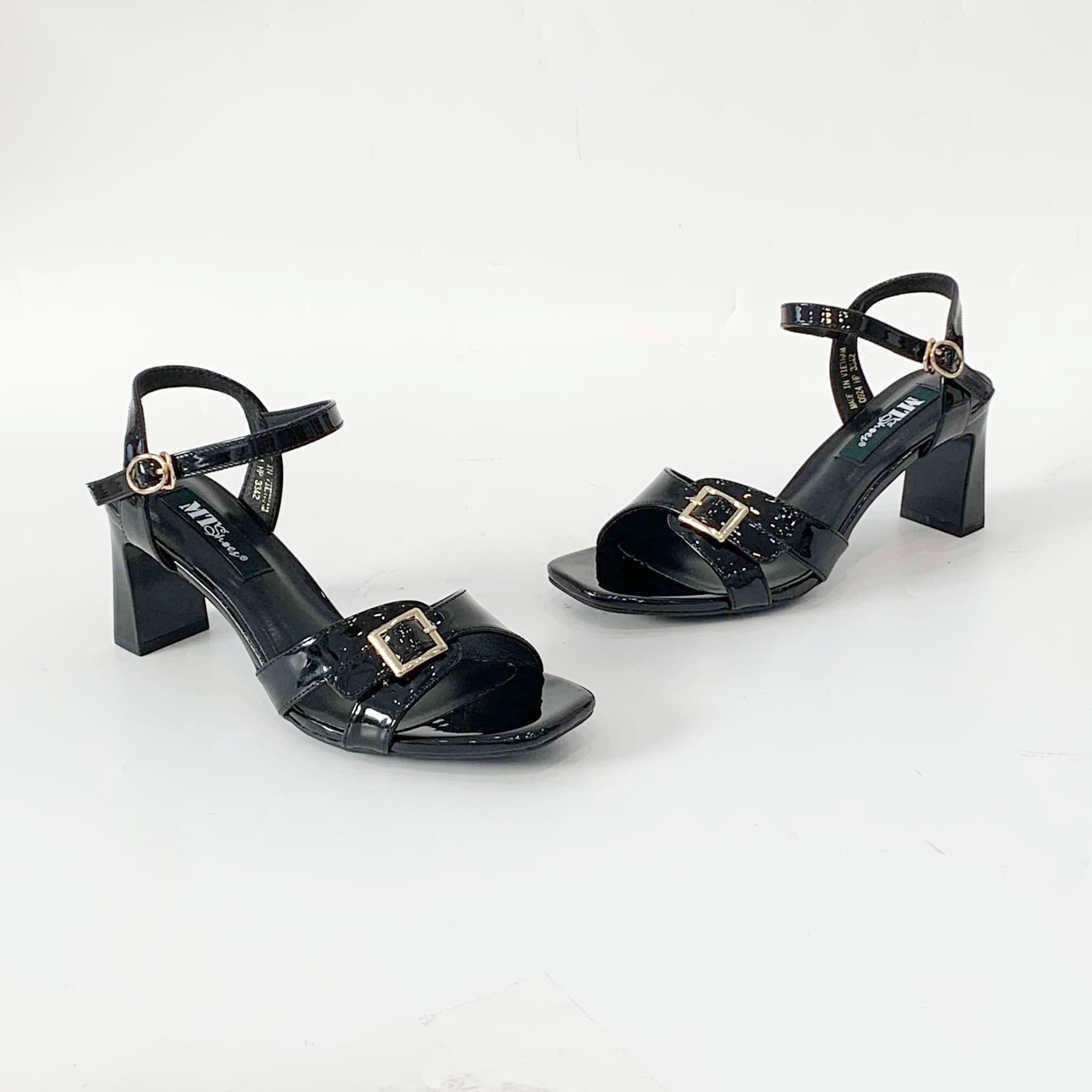  Giày sandal nữ quai ngang phối khóa vuông, gót trụ 7cm MT3223 