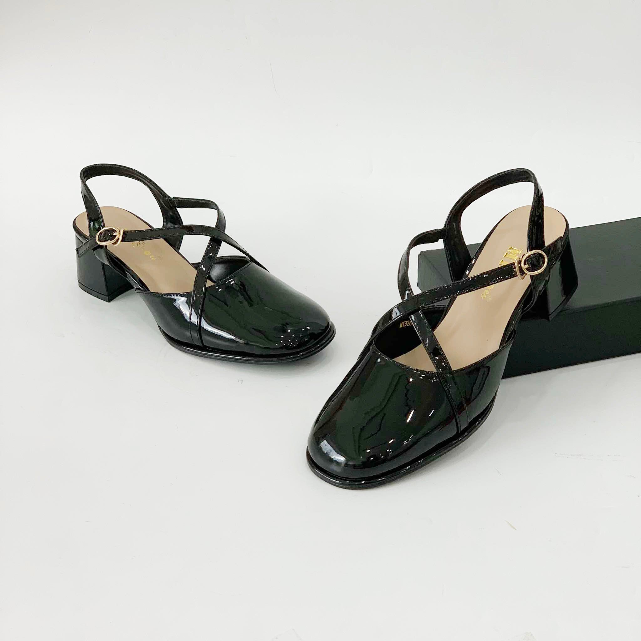  Sandal sục nữ phối 2 quai chéo mảnh 5cm MT3262 