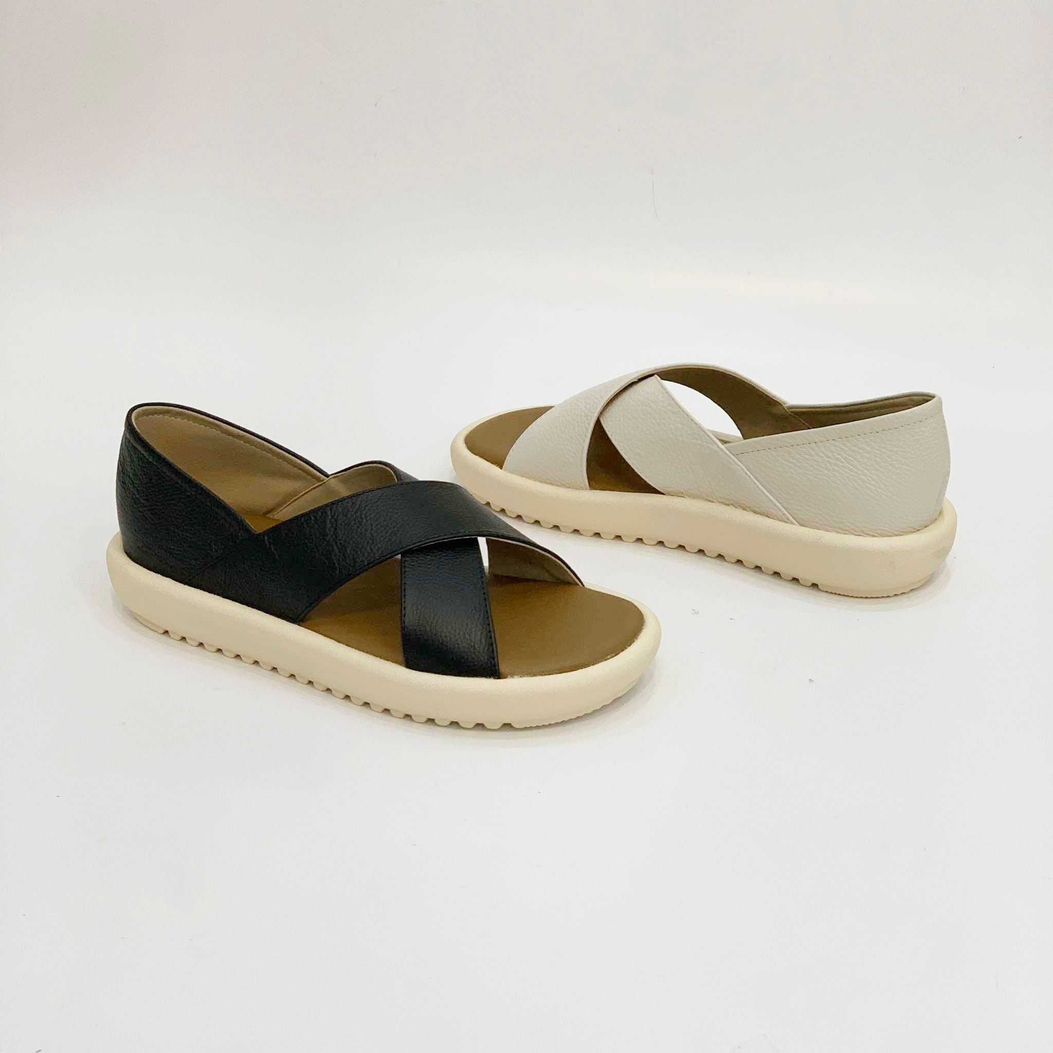  Sandal nữ da thật hai quai chéo MT840 