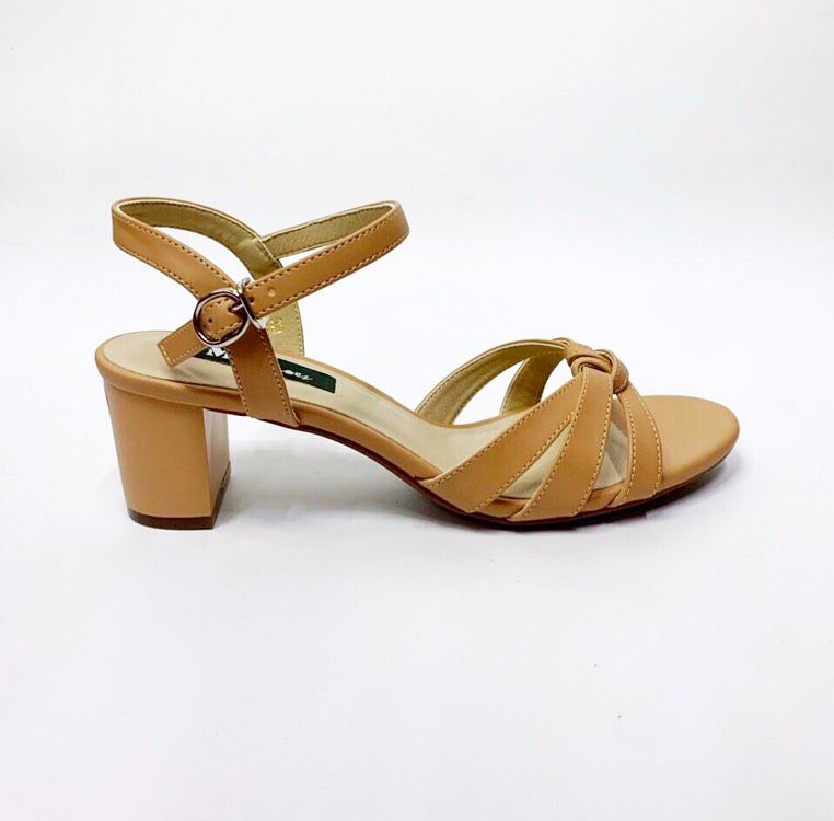  Giày sandal  nữ quai mảnh 5cm gót trụ 901 