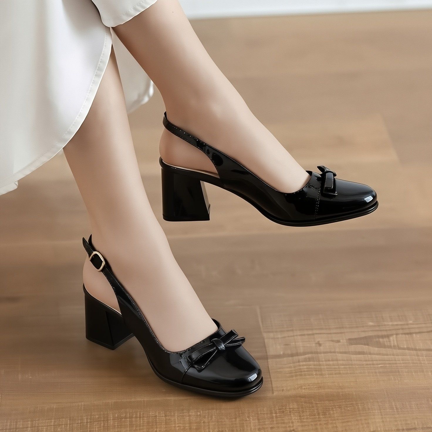  Giày sandal  mũi tròn phối nơ xinh MT2521 