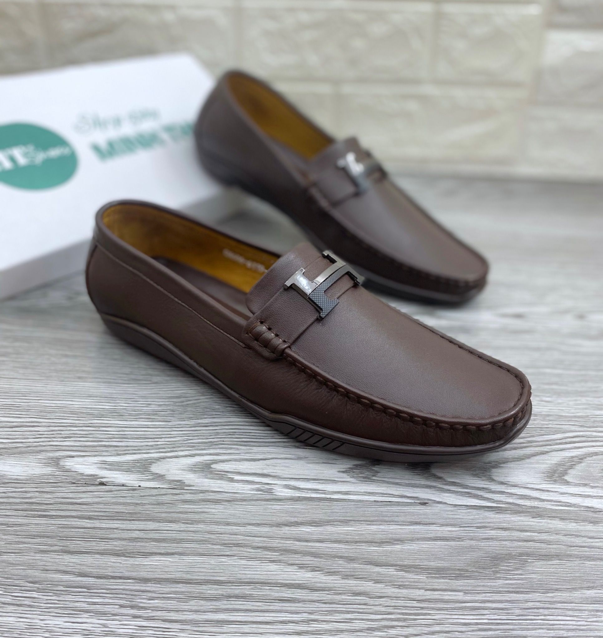  Giày mọi khoá chữ H MT119 