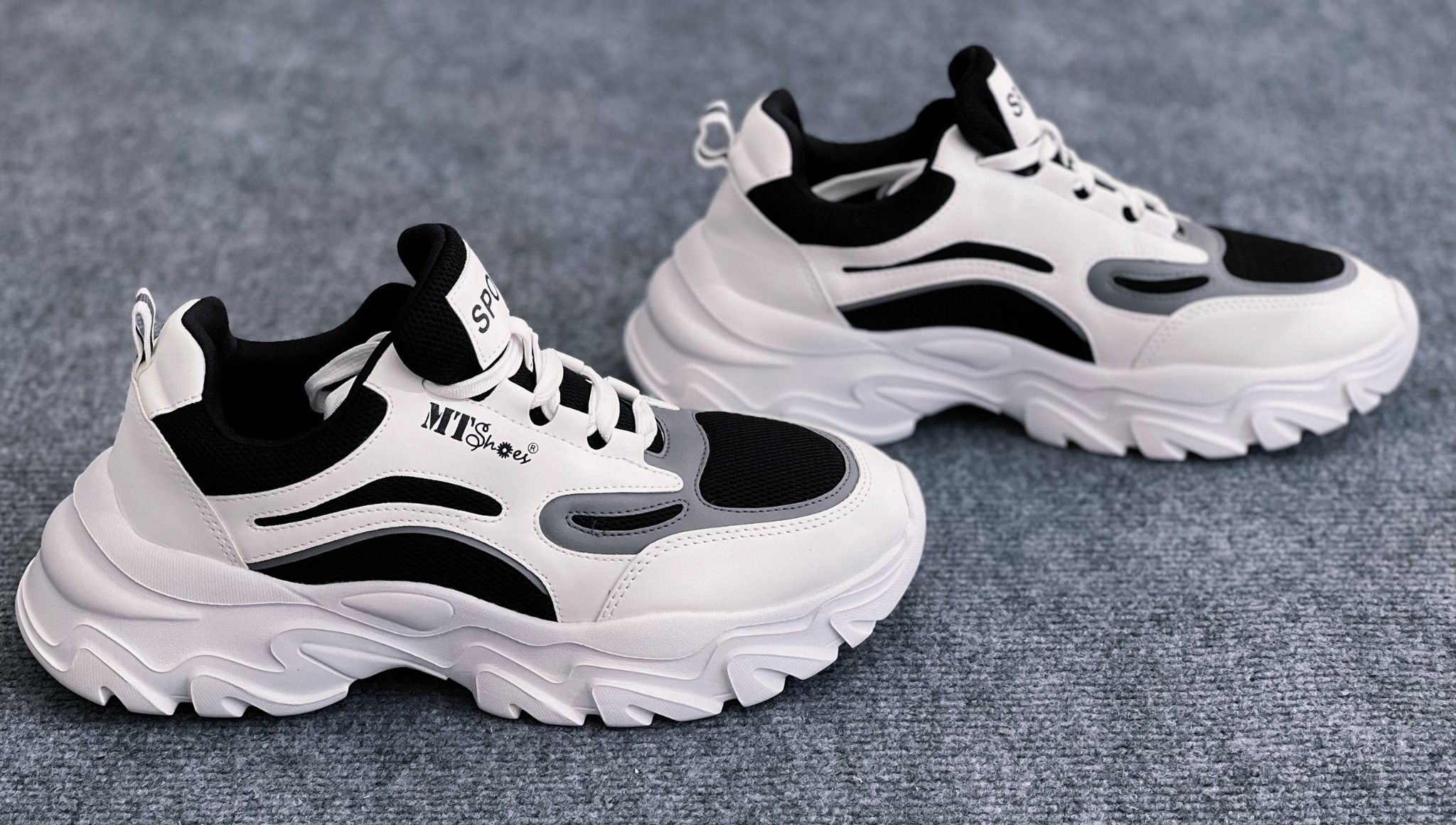  Giày thể thao nữ cao cấp 899 