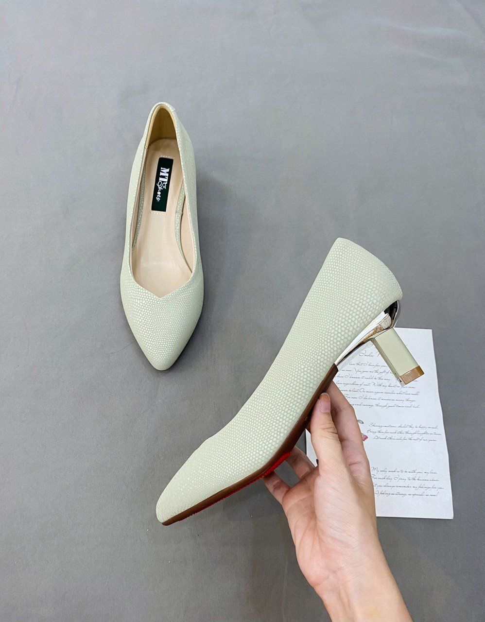  Giày VIP xẻ tim gót 3cm MT3147 