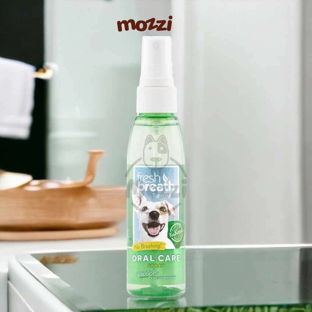 Xịt vệ sinh răng miệng Tropiclean Fresh Breath Spray Chai 118ml cho chó