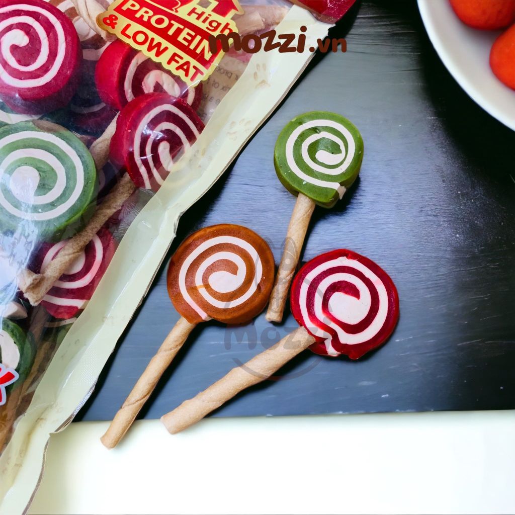 Snack cho chó Kẹo mút xoăn Love Me Thái Lan